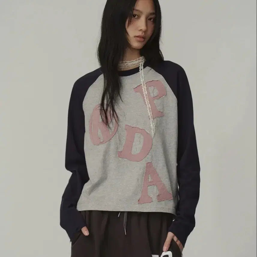 [BUNJANG] Frenda Big Patch Long Sleeve Gray / 프렌다 빅패치 롱슬리브 그레이