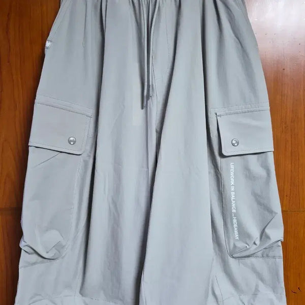 [BUNJANG] Lifework Women's Nylon Spandex Wide Bermuda Pants / 가격내림) 여성 와이드 버뮤다 팬츠