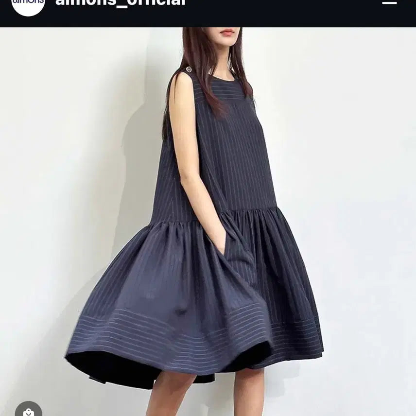 [BUNJANG] Aimons Pinstripe Dress / Aimons 에몽 핀스트라이프 원피스 드레스