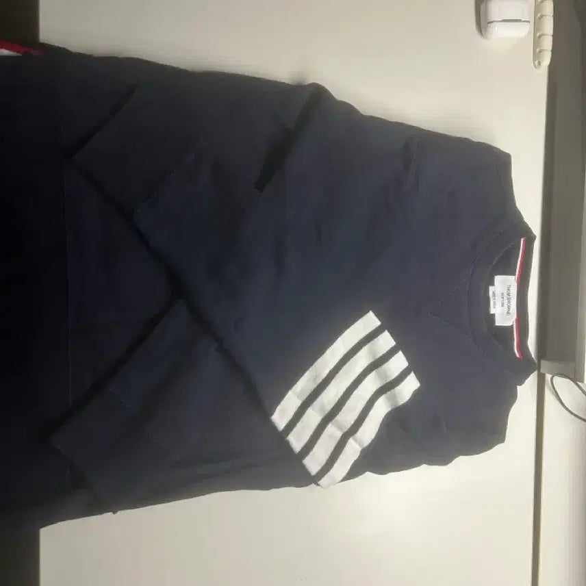 [BUNJANG] Thom Browne Navy Sweatshirt Size 3 / 톰브라운 사선 네이비 맨투맨
