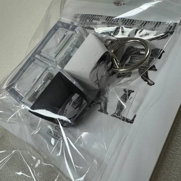 [BUNJANG] Attack on Titan Levi Keycap Keychain Goods (Unsealed) / 진격의 거인 전시회 리바이 키캡 키링 굿즈