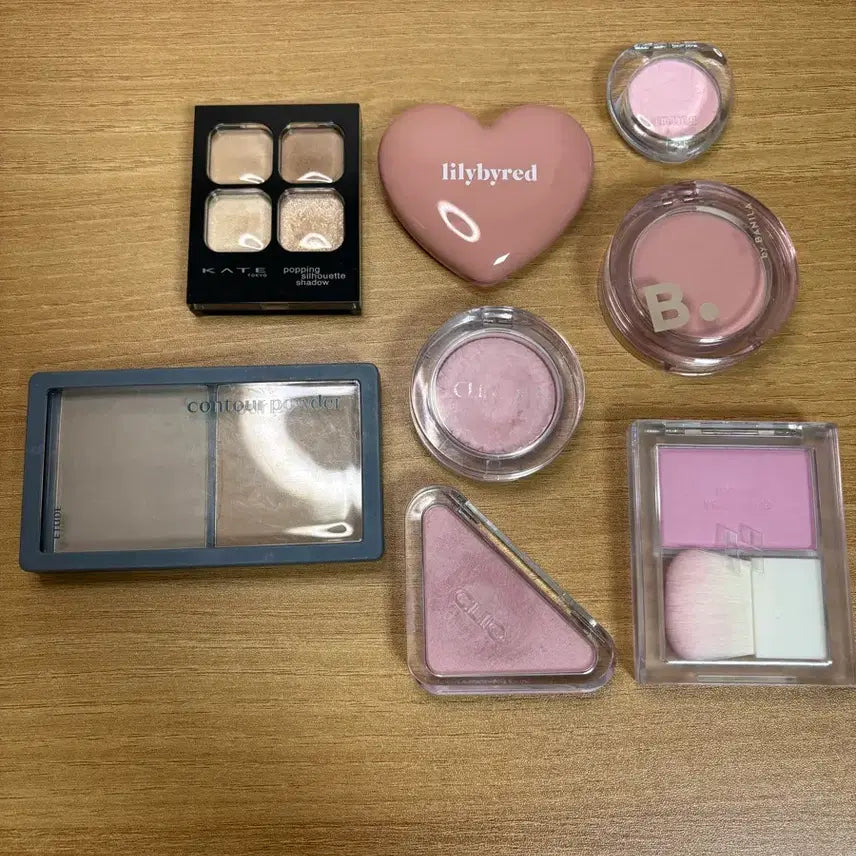 [BUNJANG] Bundle Set: 5 Blushes, 2 Eyeshadows, 1 Contour / 일괄 블러셔5개+섀도우2개+쉐딩1개