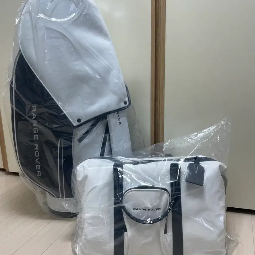 [BUNJANG] Range Rover Golf Bag Set - White & Black / 레인지로버 골프백 세트 화이트