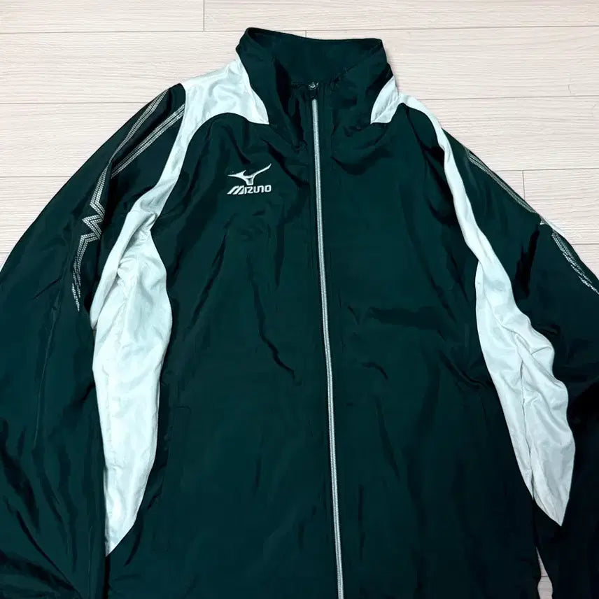 [BUNJANG] Mizuno Windbreaker Jacket / 미즈노 바람막이
