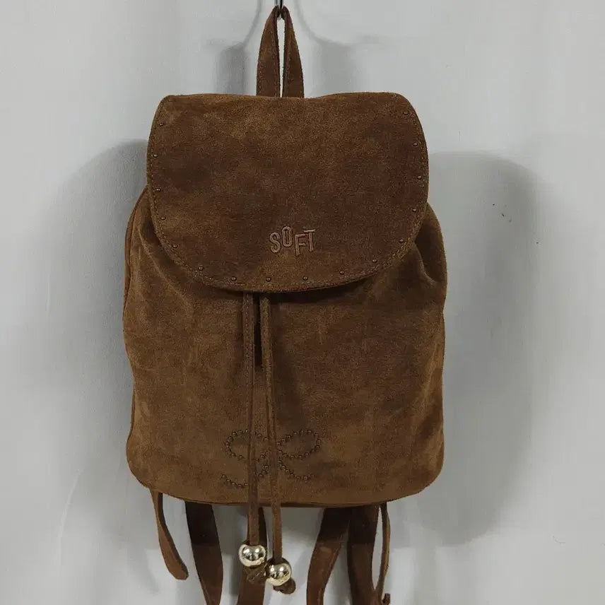 [BUNJANG] SOFT SEOUL Suede Gold Ball Backpack Brown / 소프트 서울 SOFT SEOUL 스웨이드 골드볼 백팩 브라운