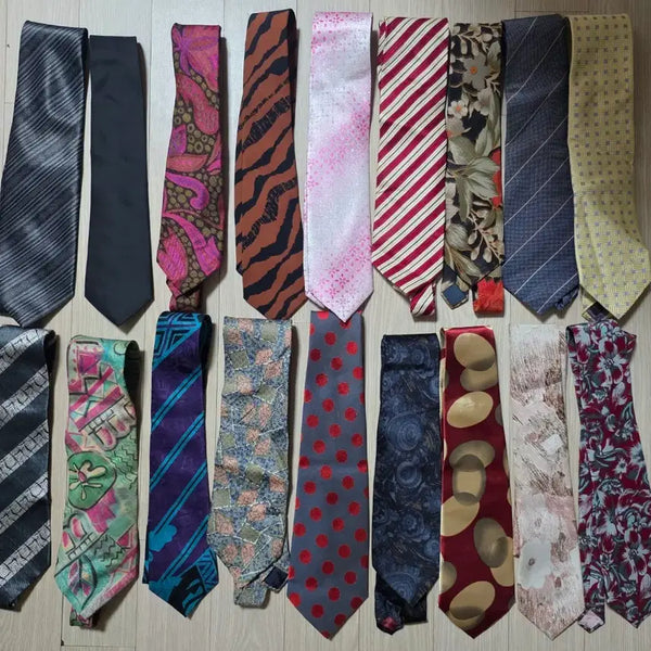 [BUNJANG] Vintage Y2K Geometric Pattern Silk Necktie / 18개)남성넥타이 촬영소품용 빈티지/핸드메이드 Y2K, 기하학패턴 독특한 신사중년 넥타이