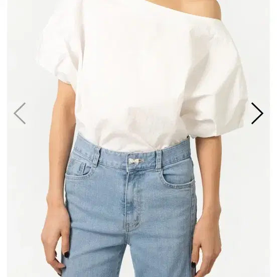 [BUNJANG] Off-Shoulder Blouse Black / 오프숄더 블라우스 블랙컬러-!!! 1회 착용