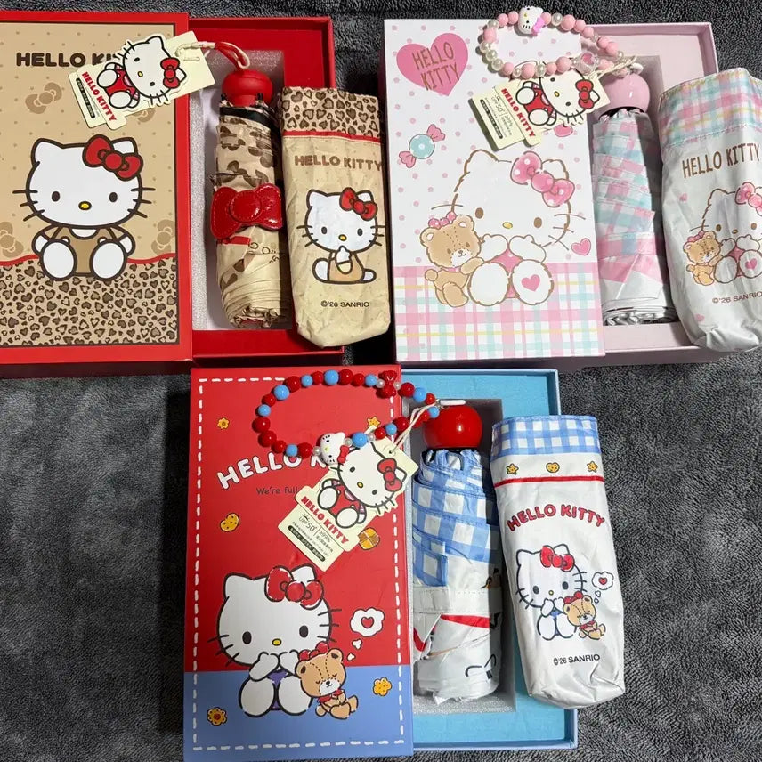 [BUNJANG] Hello Kitty Foldable 3-Tier Sun Umbrella / 헬로키티 접이식 3단 양산 새상품