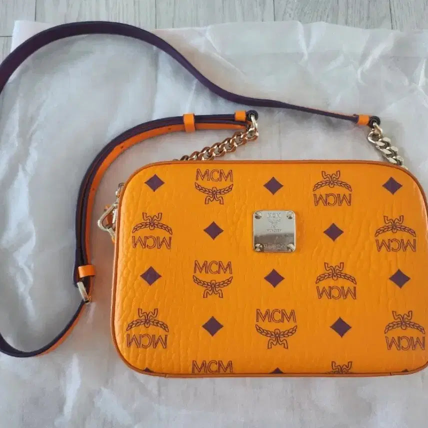 [BUNJANG] MCM Women's Crossbody Bag Orange Logo Pattern / mcm가방