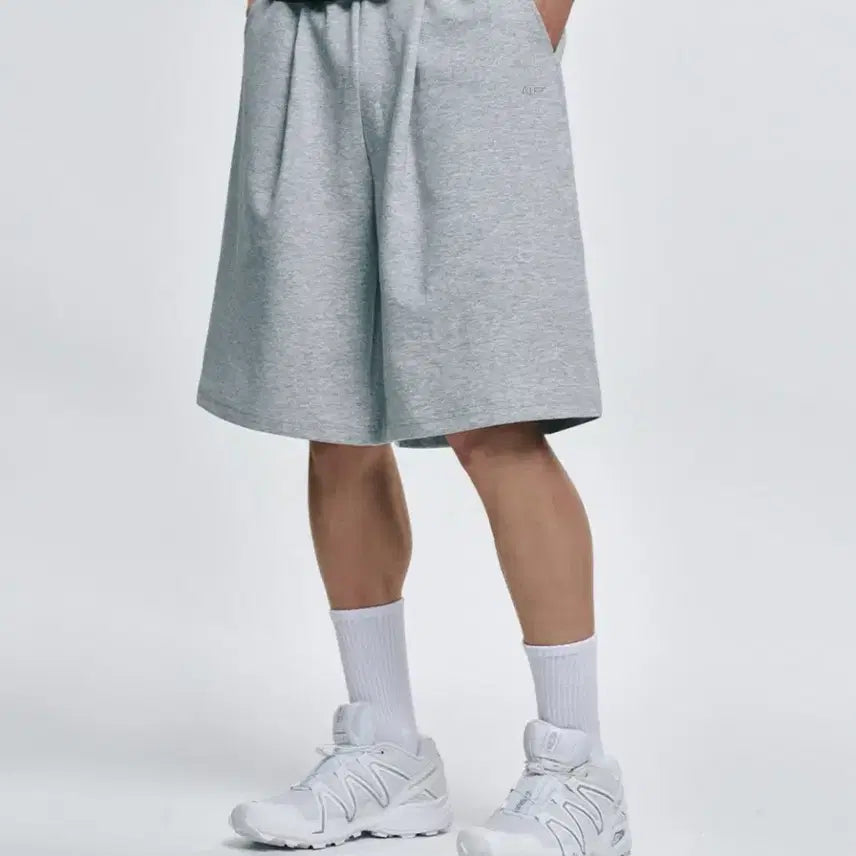 [BUNJANG] Atez Bermuda Sweatpants / [새상품] 아테즈 버뮤다 스웨트 팬츠
