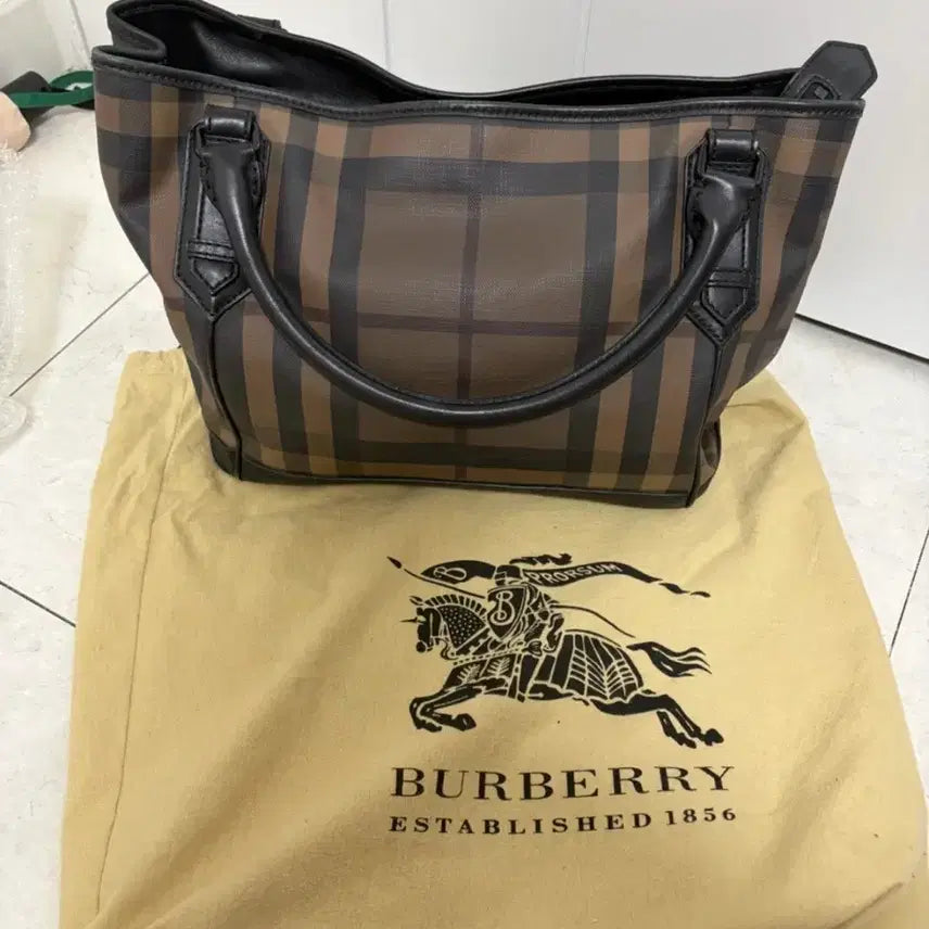 [BUNJANG] Burberry Smoked Check Tote Bag / 버버리 스모크 체크 토트백