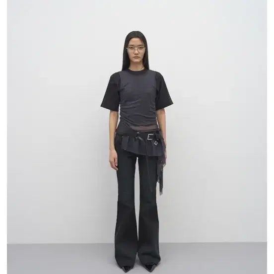 [BUNJANG] LCDCTM Frill Sleeveless Top / 엘씨디씨티엠 프릴슬리브리스탑