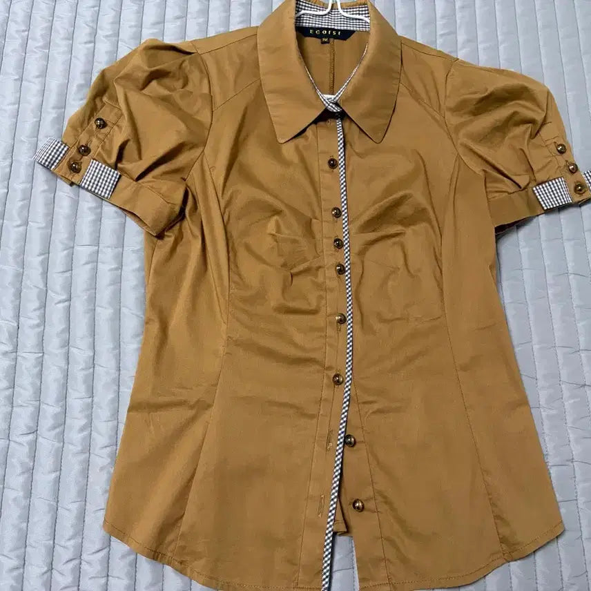 [BUNJANG] Egoist Khaki Check-Lined Button Blouse / 에고이스트