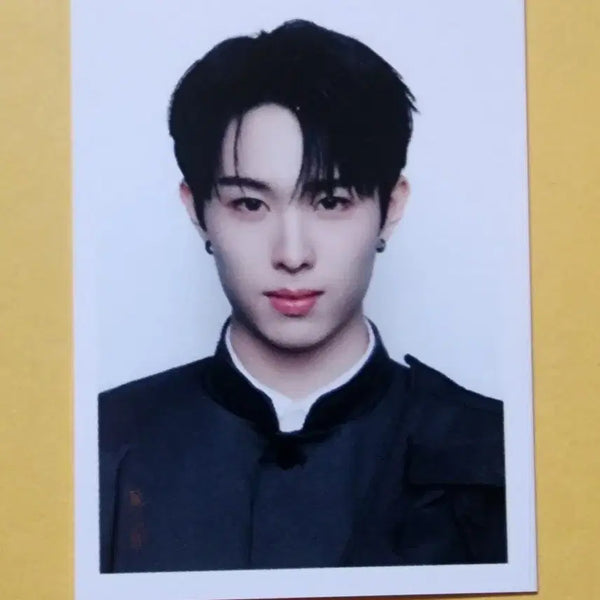 [BUNJANG] Nexz (Hyui) ID Photo / 넥스지 휴이 증사