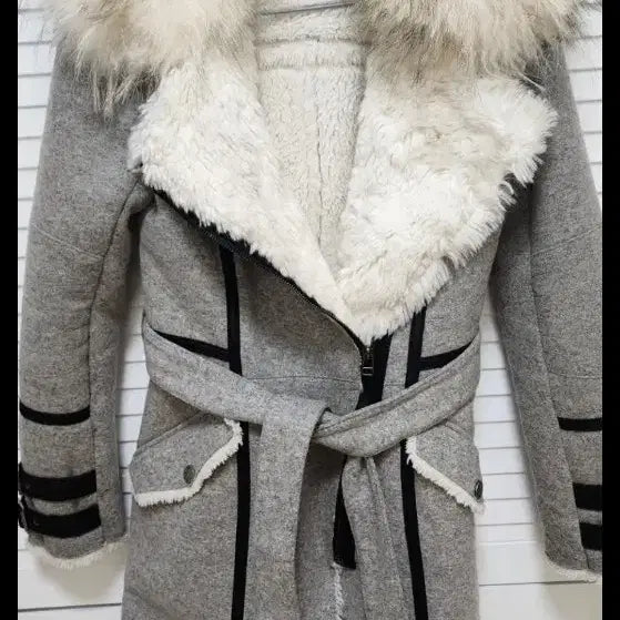 [BUNJANG] Egoist Fur Trimmed Belted Coat / 에고이스트  코트 퍼 트리밍 벨트 코트