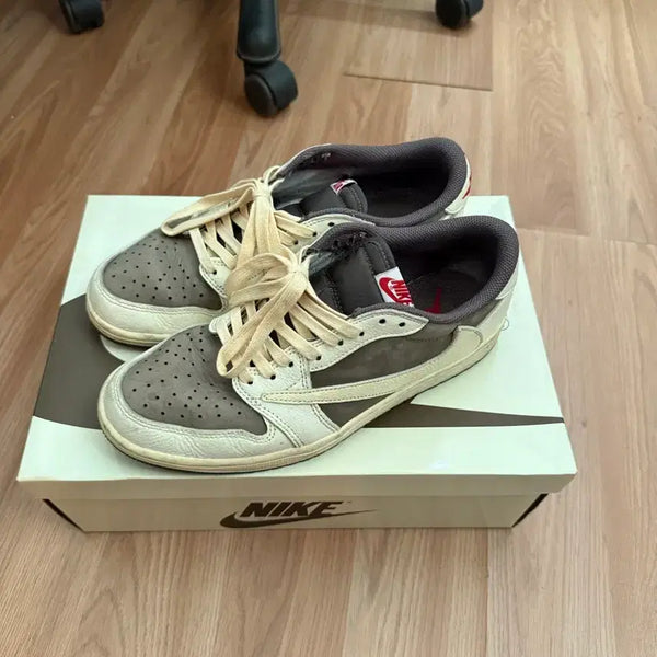 [BUNJANG] Jordan x Travis Scott Reverse Mocha Sneakers / 조던 스캇 리버스 모카 판매합니다