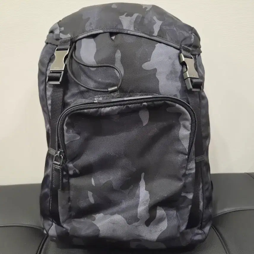 [BUNJANG] PRADA V135 Backpack / PRADA 프라다의 이서진 백팩 V135