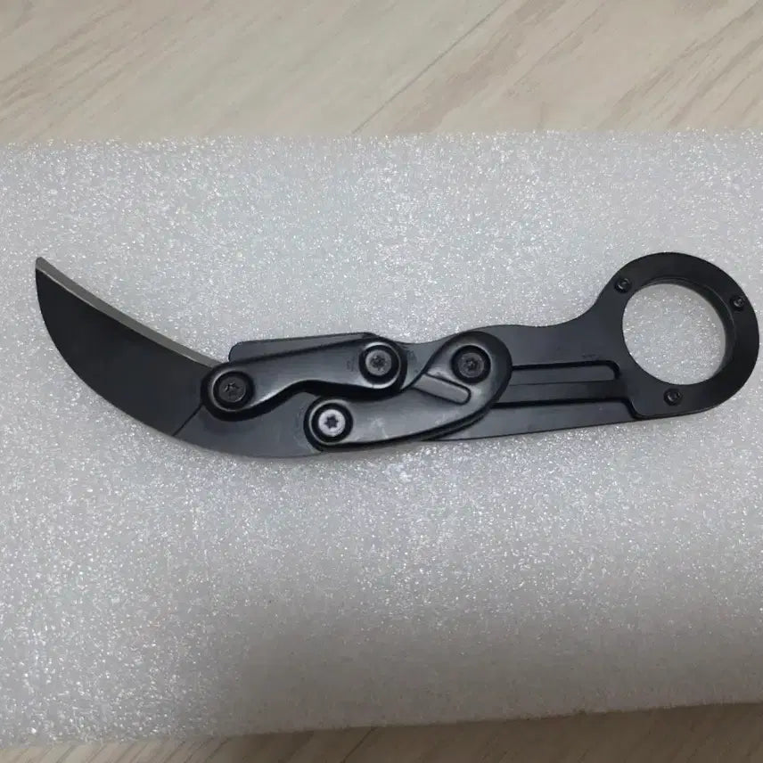 [BUNJANG] Folding Karambit Knife - Black / 카람빗 나이프 접이식 블랙