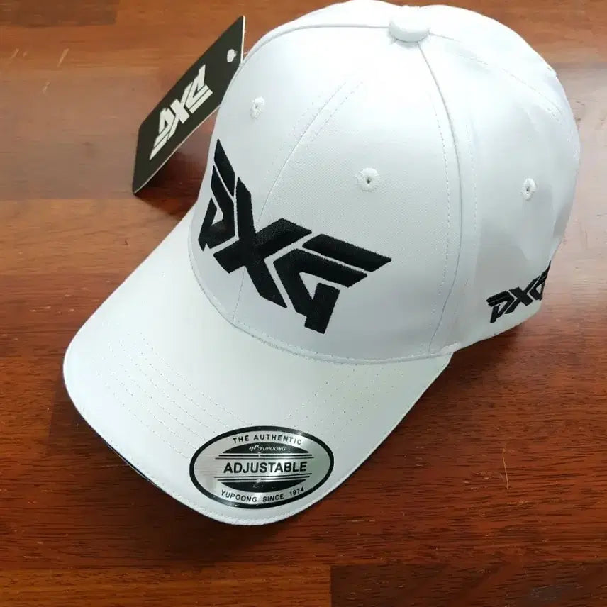 [BUNJANG] Golf Embroidered Logo White Cap / 골프 자수로고 화이트 캡 모자!