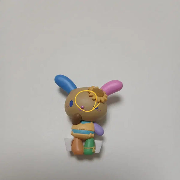 [BUNJANG] Bandai Sanrio Usahana Tanning Gacha Figure / 반다이 산리오 태닝 우사하나 가챠 피규어