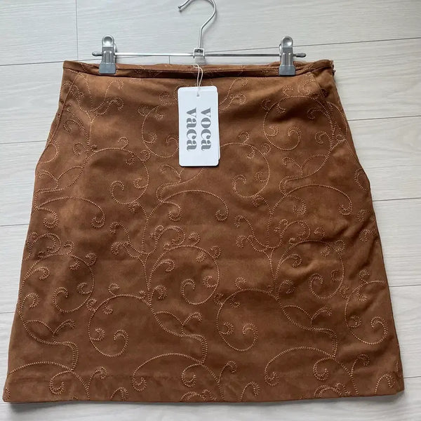 [BUNJANG] BOCA BACA Embroidered Suede Skirt Brown Size M / 새상품 159,000 구매 보카바카 자수 스웨이드 스커트