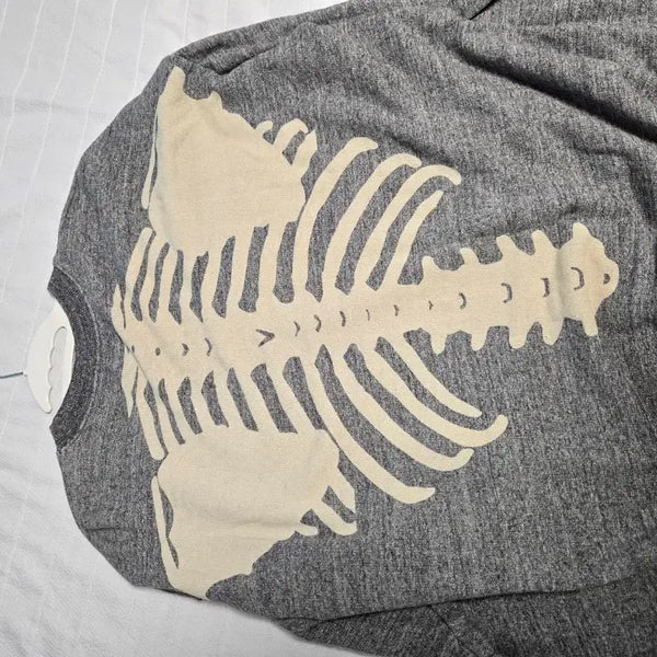 [BUNJANG] Capital Skeleton Sweatshirt / 캐피탈 맨투맨