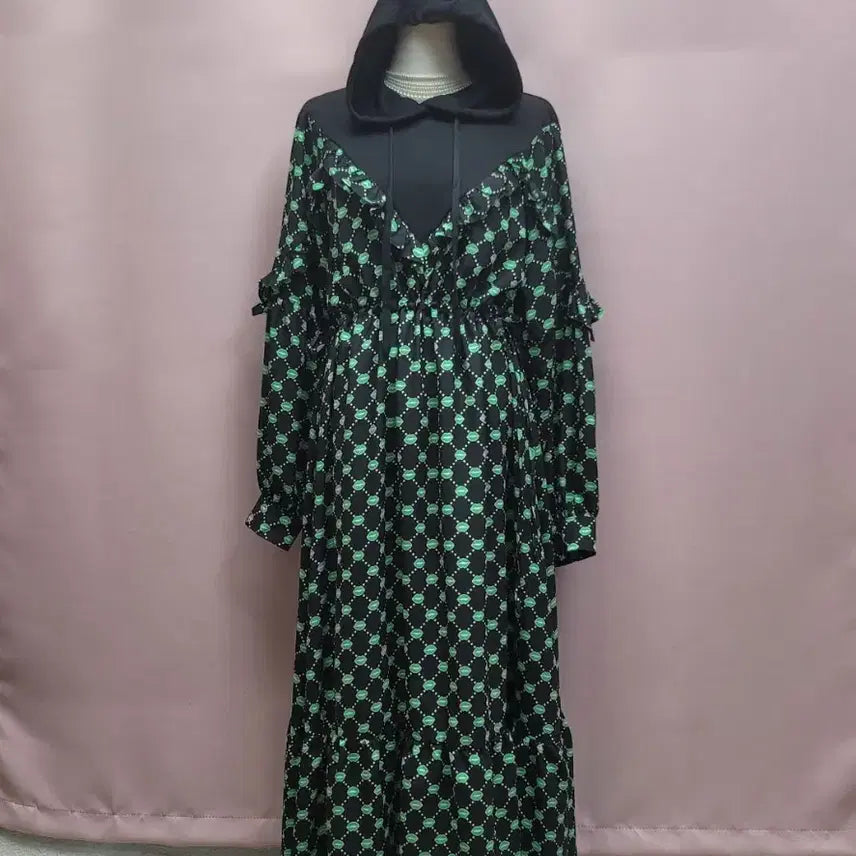 [BUNJANG] Evo Seoul Hooded Pattern String Long Dress / evo seoul 후드 패턴 스트링 롱원피스