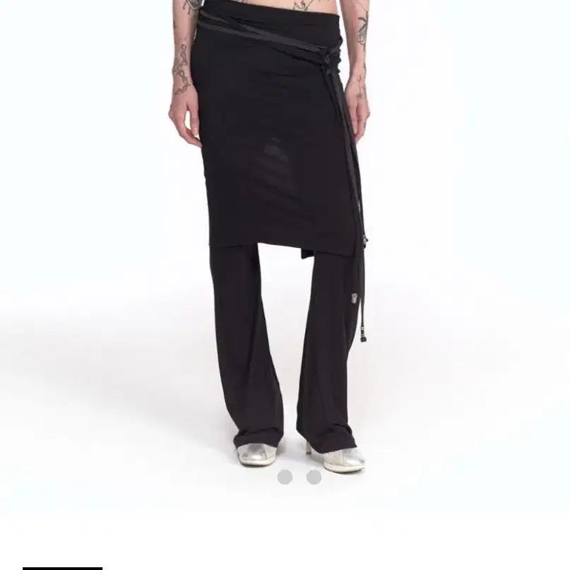 [BUNJANG] 2000 Archives AVA Layered Skirt-Pants Black / 2000 Archives AVA LAYERED SKIRT-PANTS