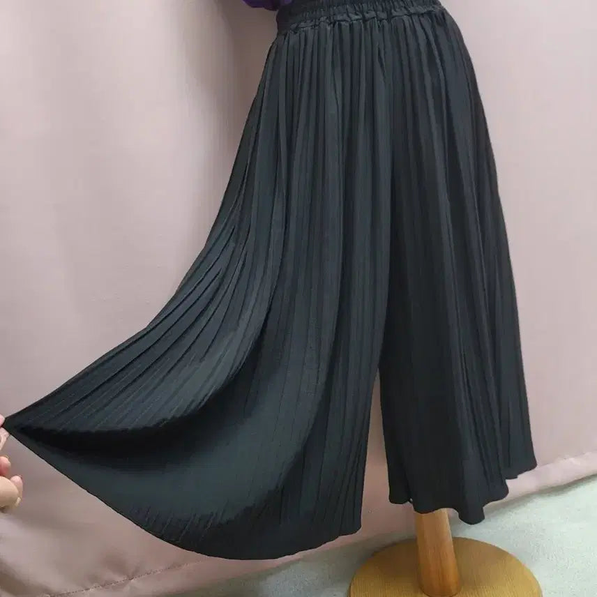 [BUNJANG] Black Pleated Culottes Skirt Pants / 블랙 플리츠 큐롯 팬츠 치마바지