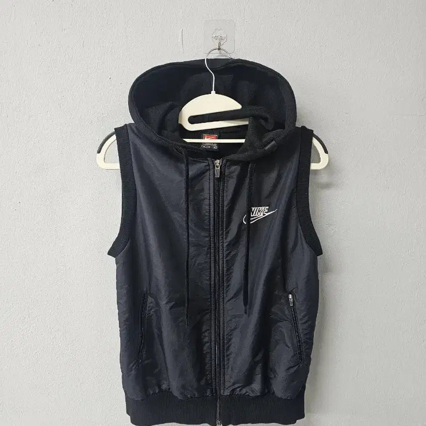 [BUNJANG] Nike Hooded Vest Black / 나이키 후드 조끼 블랙