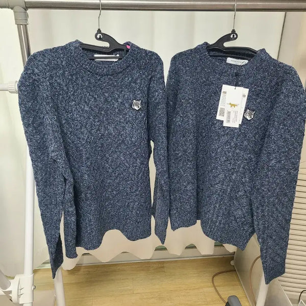 [BUNJANG] Maison Kitsuné Fox Patch Knit Navy (New w/ Tags) / 메종키츠네  니트 네이비택다있어요새상품