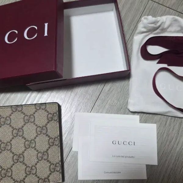 [BUNJANG] Gucci Men's Bifold Wallet / <안산직거래>구찌 남자반지갑 팝니다