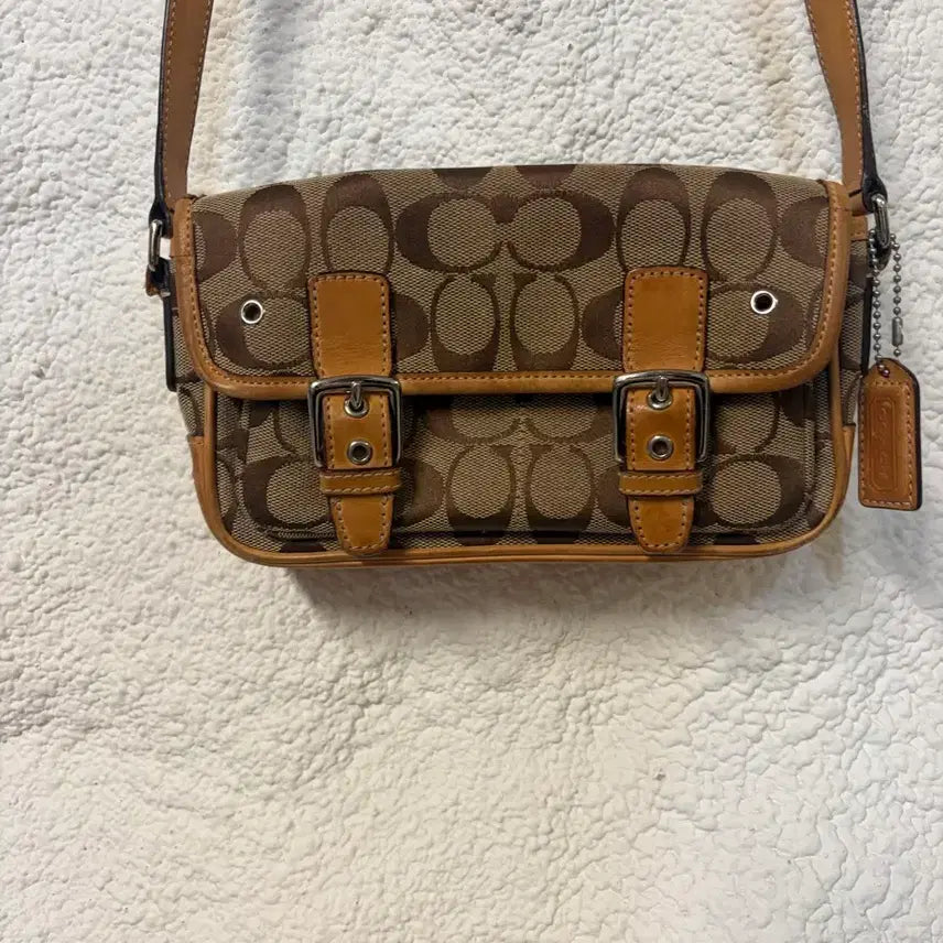 [BUNJANG] Vintage Coach Signature Pattern Shoulder Bag Brown / 빈티지 코치 시그니처 패턴 숄더백 브라운