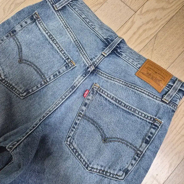 [BUNJANG] Levi's Rosé Light Indigo Denim Jeans - Size 28 / 리바이스 로제청바지 라이트인디고 28사이즈