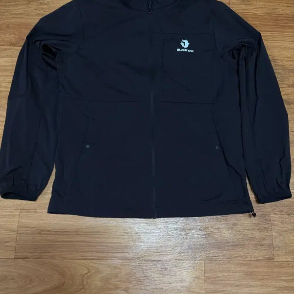 [BUNJANG] Black Yak Windbreaker Size 100 / [100] 블랙야크 바람막이