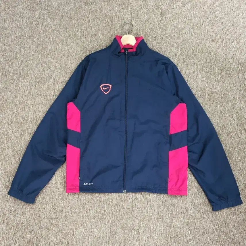 [BUNJANG] Nike Dri-FIT Windbreaker Jacket M (100) / 나이키 드라이핏 바람막이 자켓 M/100