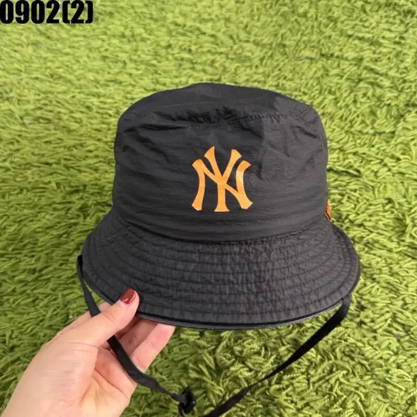 [BUNJANG] New York Yankees Logo Bucket Hat / 뉴욕 양키스 로고 버킷햇 0902