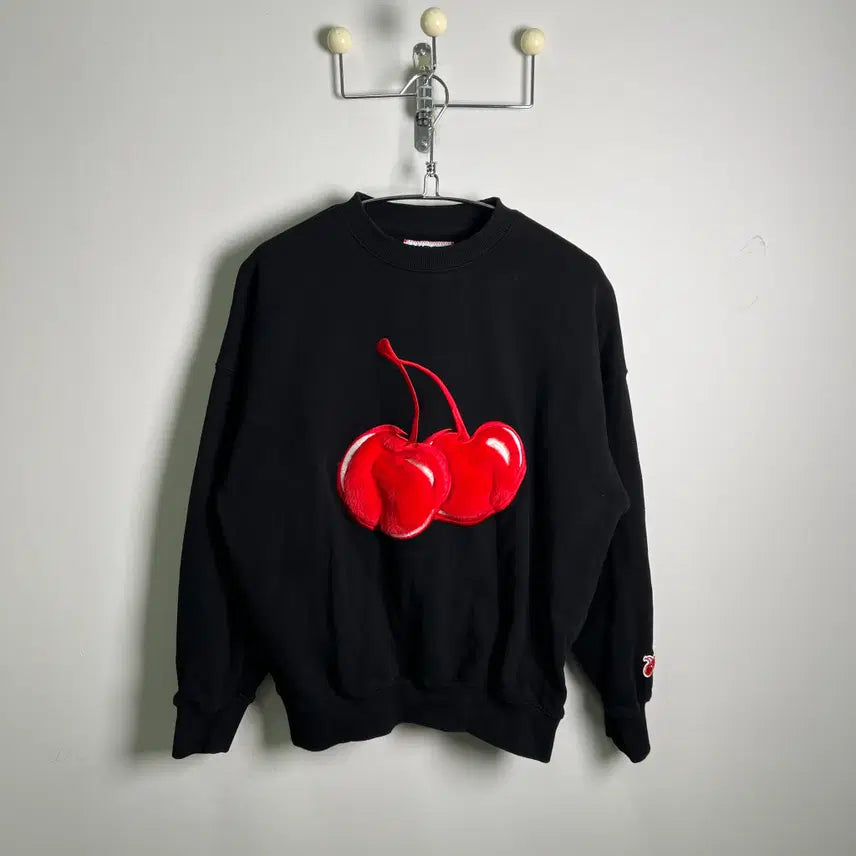 [BUNJANG] KIRSH Big Cherry Sweatshirt / KIRSH 키르시 빅 체리 블랙 맨투맨