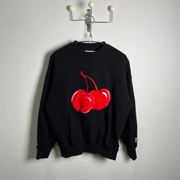 [BUNJANG] KIRSH Big Cherry Sweatshirt / KIRSH 키르시 빅 체리 블랙 맨투맨
