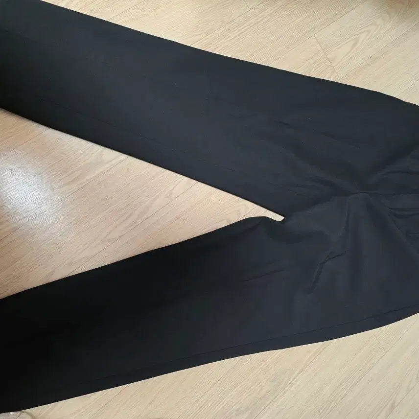 [BUNJANG] Uniqlo Black Slack Pants L / [새상품 미착용]유니클로 블랙 슬랙스 팬츠 L