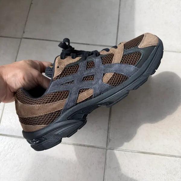 [BUNJANG] ASICS Gel 1130 SMU Dark Brown Midnight Sneakers / 아식스 젤 1130 SMU 다크 브라운 미드나잇 운동화 285