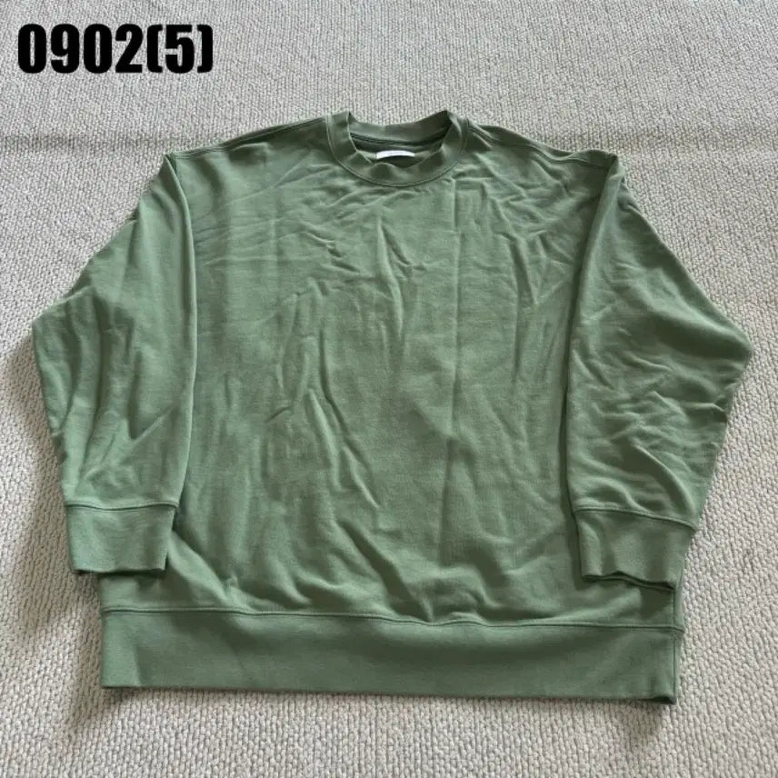 [BUNJANG] Lab twelve Basic Sweatshirt Olive Size 3 / Lab twelve 기본 맨투맨 올리브 3 0902