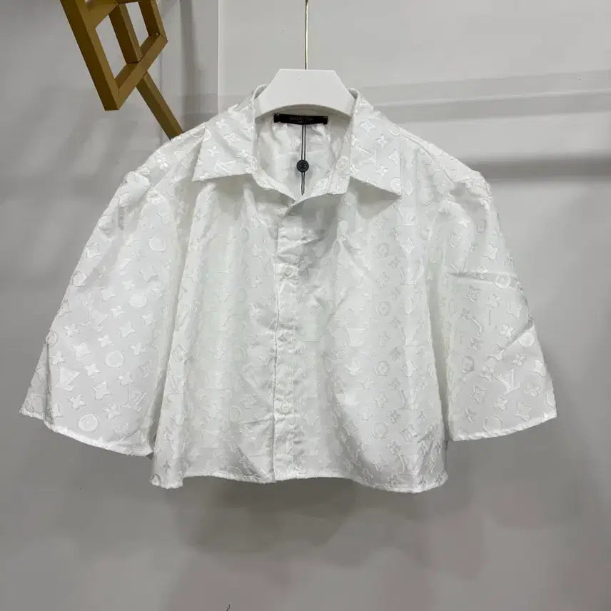 [BUNJANG] Monogram Pattern Short Sleeve Shirt / 모노그램반필 셔츠
