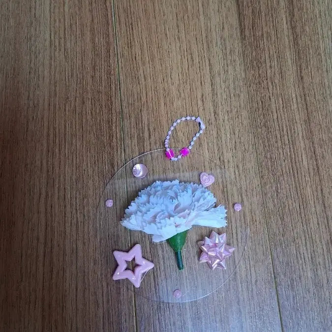 [BUNJANG] Carnation Charm Keychain / 카네이션 키링