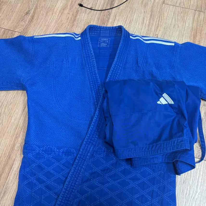 [BUNJANG] Adidas Blue Judo Uniform 175 / 아디다스 청색 유도복