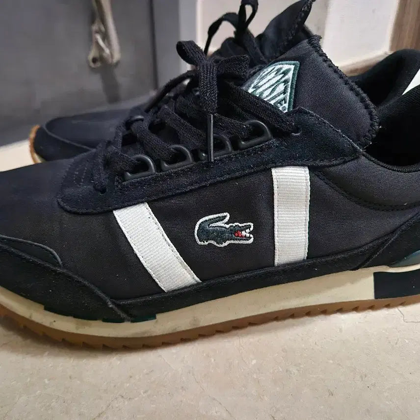 [BUNJANG] Lacoste Sneakers / 라코스테 운동화 260