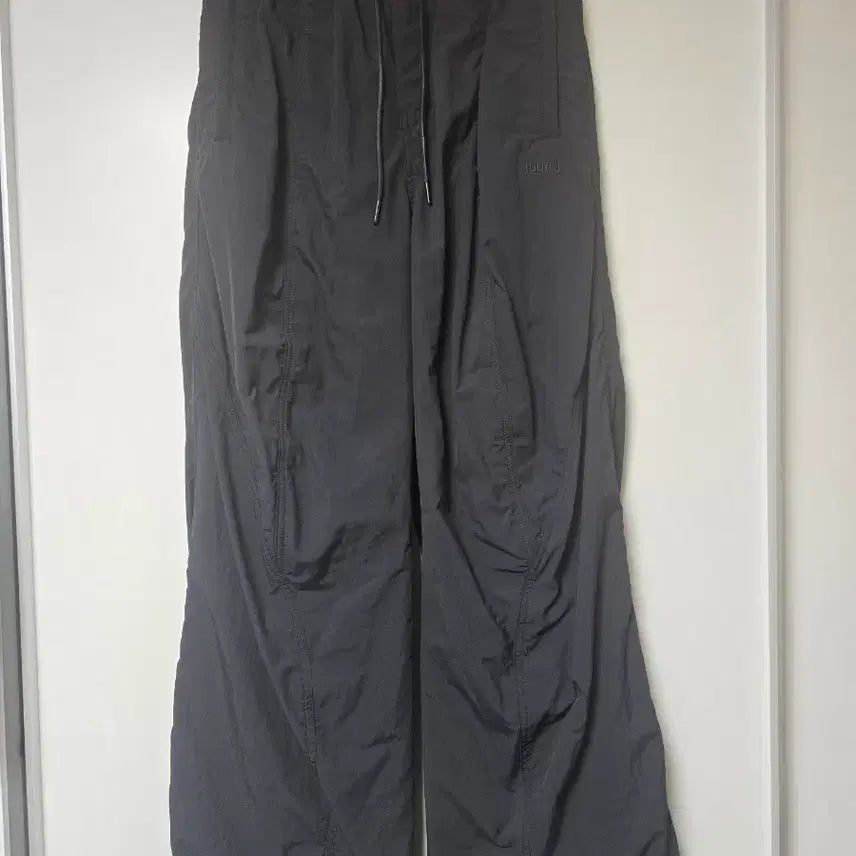 [BUNJANG] Juun.J Nylon Front Seam Pants Ash 44 Size / 준지 나일론 프론트심 팬츠 애쉬 컬러 44사이즈