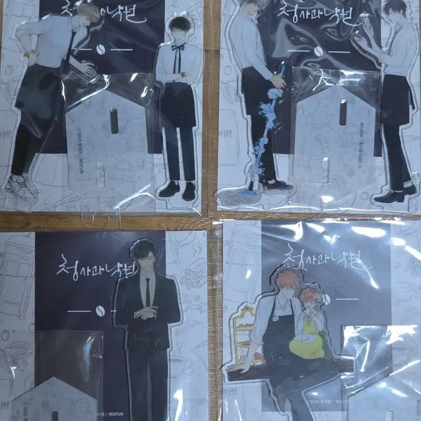 [BUNJANG] Cheong Sagwa Nakwon Cafe Acrylic Stand Bundle Set (Sealed) / 청사과낙원 청낙원 모펀 카페 아크릴 스탠드 미개봉 일괄