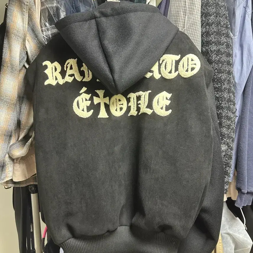 [BUNJANG] Raffinato Etoile Suede Varsity Jacket Size 52 / 라피나토에뚜알 스웨이드 바시티 52