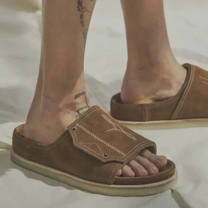 [BUNJANG] Romantic Move Suede Slide Mule Shoes (275-280) / 로맨틱무브 스웨이드 슬라이드 뮬 275-280